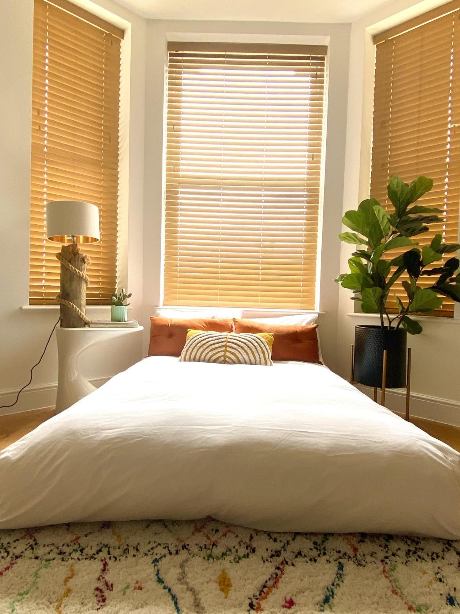 Stunning 2 Bed Apartment Sea Views And Parking เวอร์ทิง ภายนอก รูปภาพ